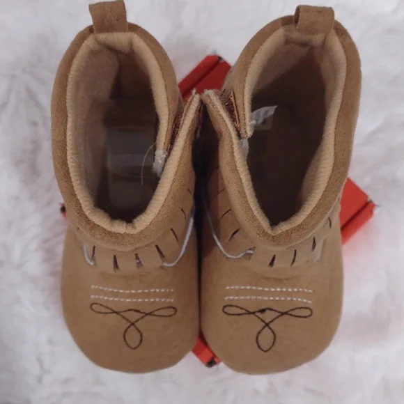 LITTLE ME BOOT. - Picture 9 of 13